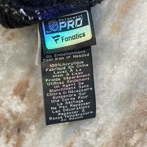 Boston Toque - Picture 4 of 7